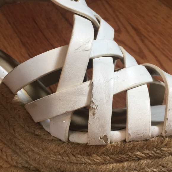 White Chunky Wedge - Picture 3 of 4